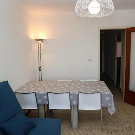 Apartamento Front De 10